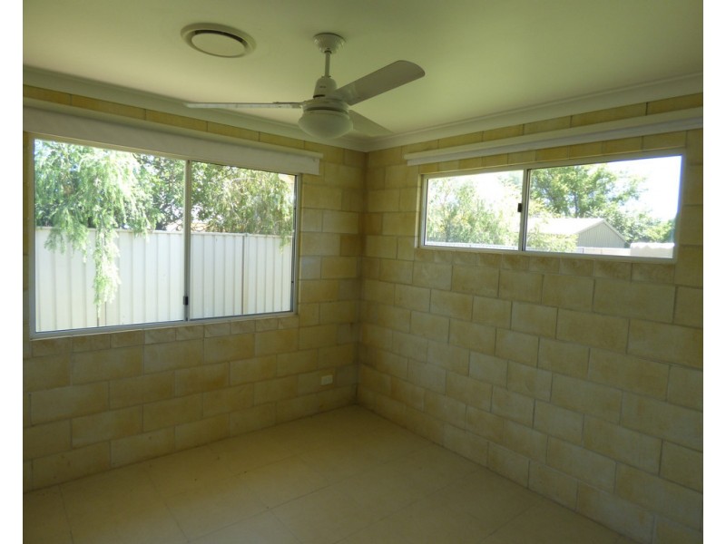 1 Taylor Street, St George QLD 4487