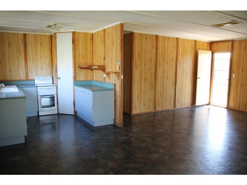 9 Carnation Avenue, St George QLD 4487