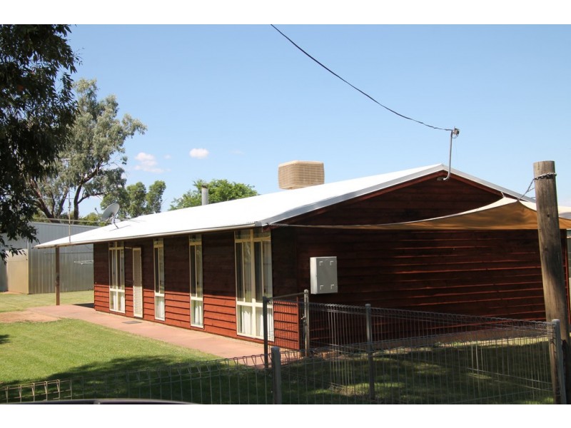 9 Carnation Avenue, St George QLD 4487