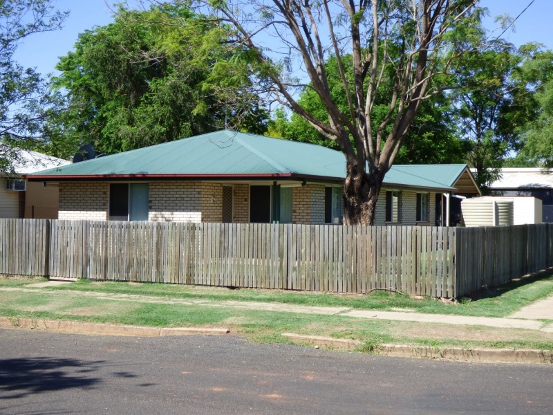 13 George Street, Bollon QLD 4488