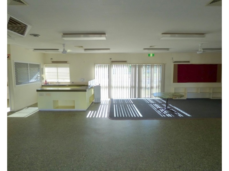 140-142 Victoria Street, St George QLD 4487