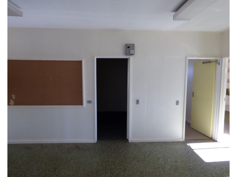 140-142 Victoria Street, St George QLD 4487