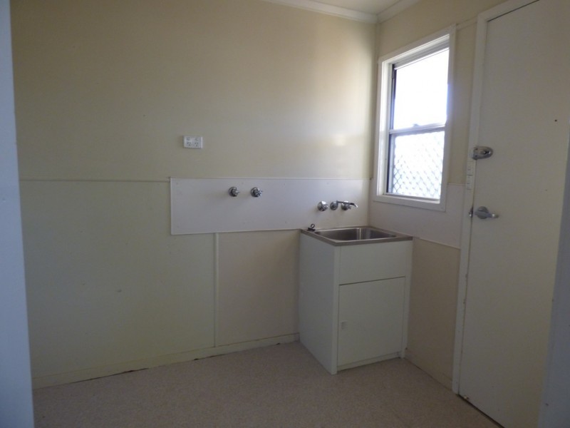 18 Lignum Avenue, Dirranbandi QLD 4486