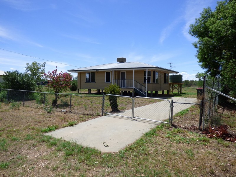 18 Lignum Avenue, Dirranbandi QLD 4486