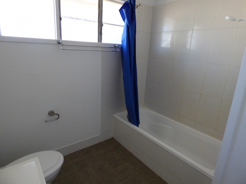 12 Robert Street, St George QLD 4487