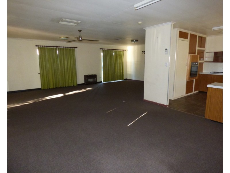 160 St Georges Terrace, St George QLD 4487