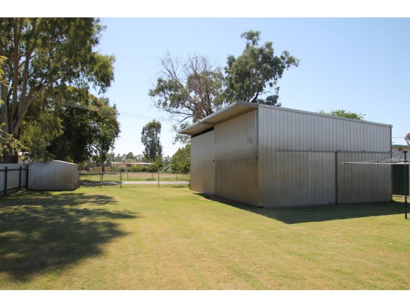 9 Carnation Avenue, St George QLD 4487