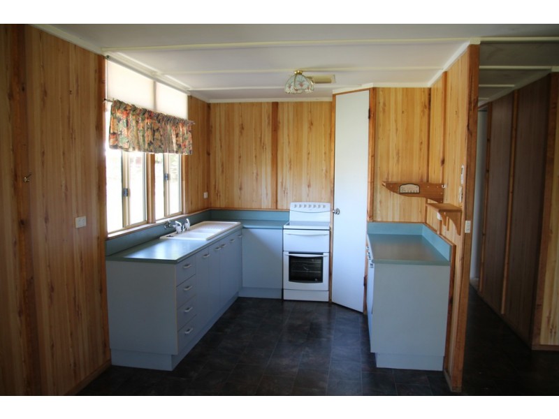 9 Carnation Avenue, St George QLD 4487