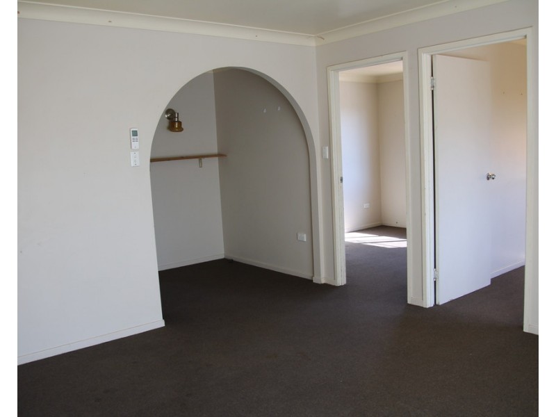 UNIT 1, 18 ALFRED STREET, St George QLD 4487