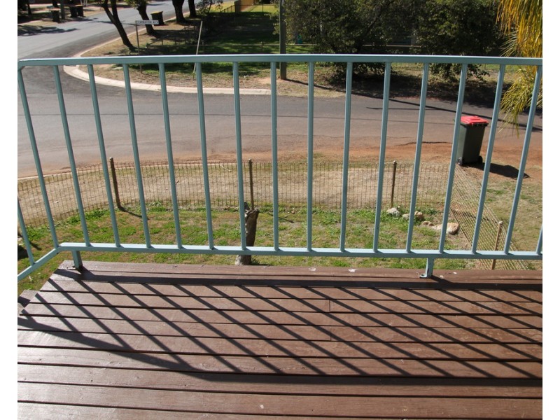 UNIT 1, 18 ALFRED STREET, St George QLD 4487