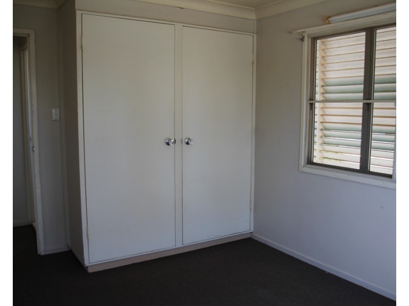 UNIT 1, 18 ALFRED STREET, St George QLD 4487