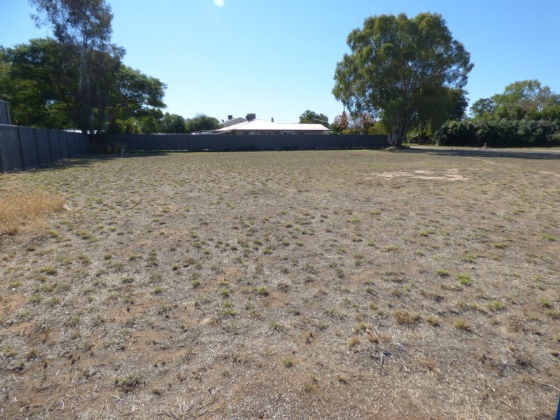 19-21 Charles Street, St George QLD 4487