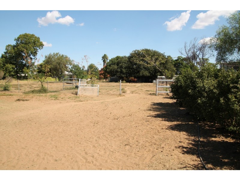 64 Scott Street, St George QLD 4487