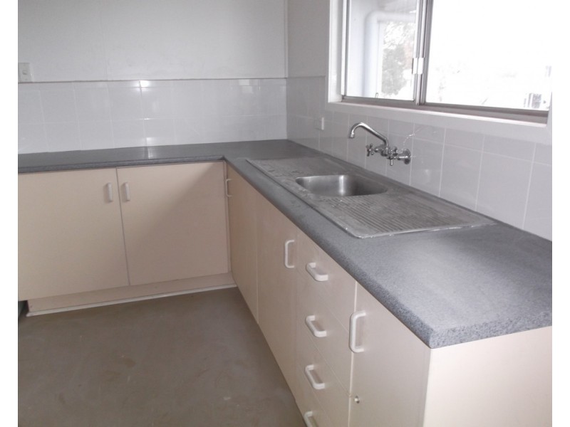 5 DAWES STREET, Dirranbandi QLD 4486