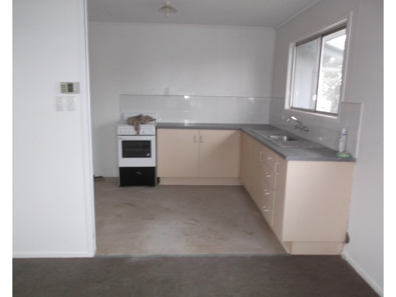 5 DAWES STREET, Dirranbandi QLD 4486