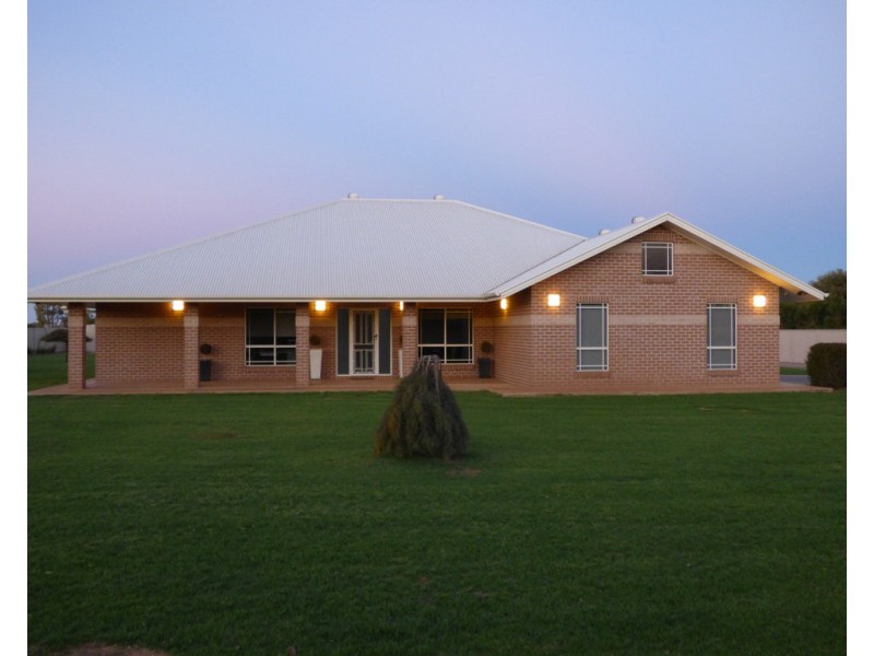 37-39 Turvey Court, St George QLD 4487