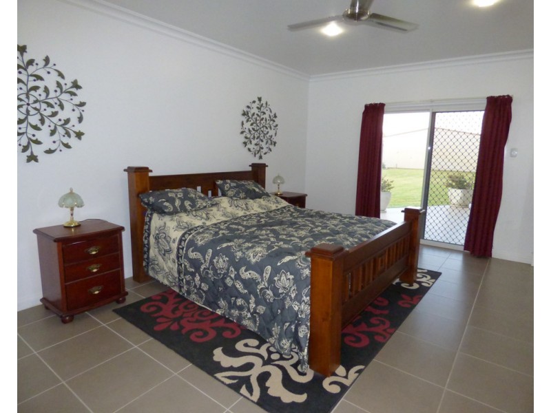 37-39 Turvey Court, St George QLD 4487