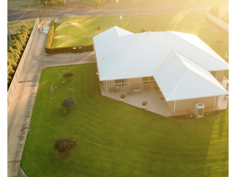 37-39 Turvey Court, St George QLD 4487