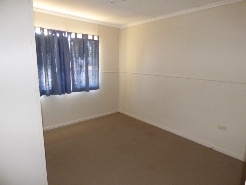 6 Andrew Street, St George QLD 4487