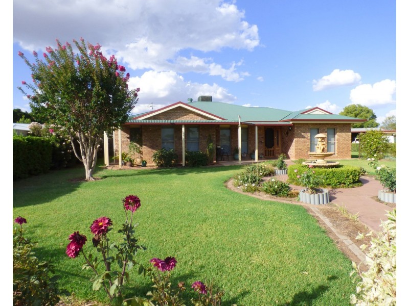 3 Taylor Street, St George QLD 4487