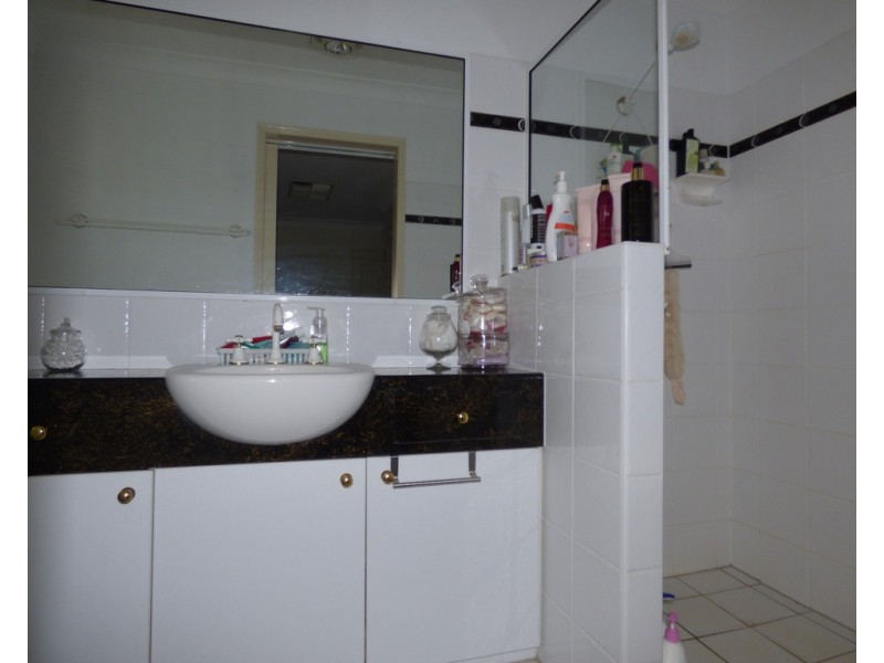 3 Taylor Street, St George QLD 4487