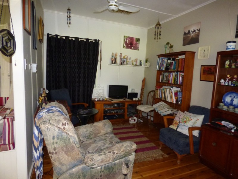 10 Church Street, St George QLD 4487