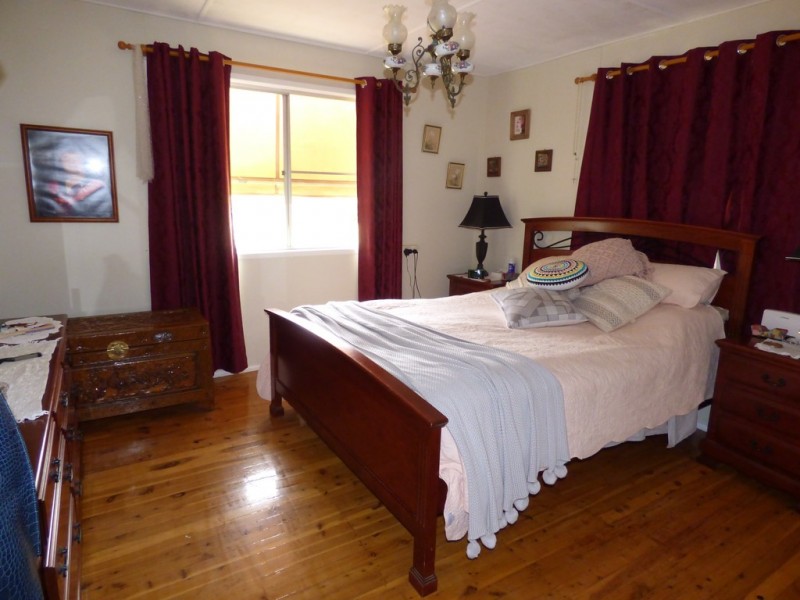 10 Church Street, St George QLD 4487