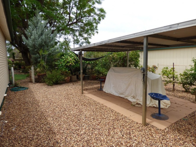 10 Church Street, St George QLD 4487