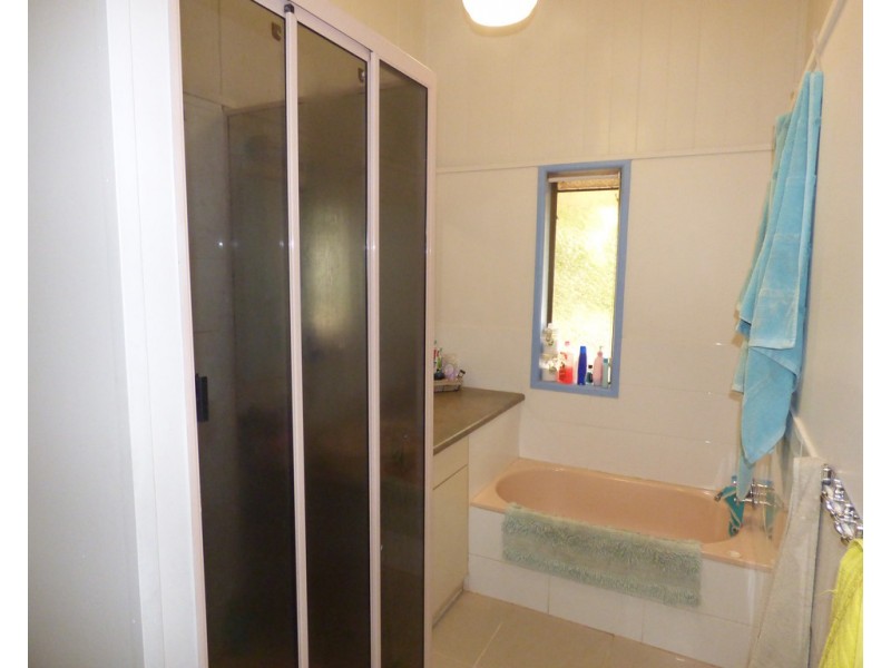 129 Victoria Street, St George QLD 4487