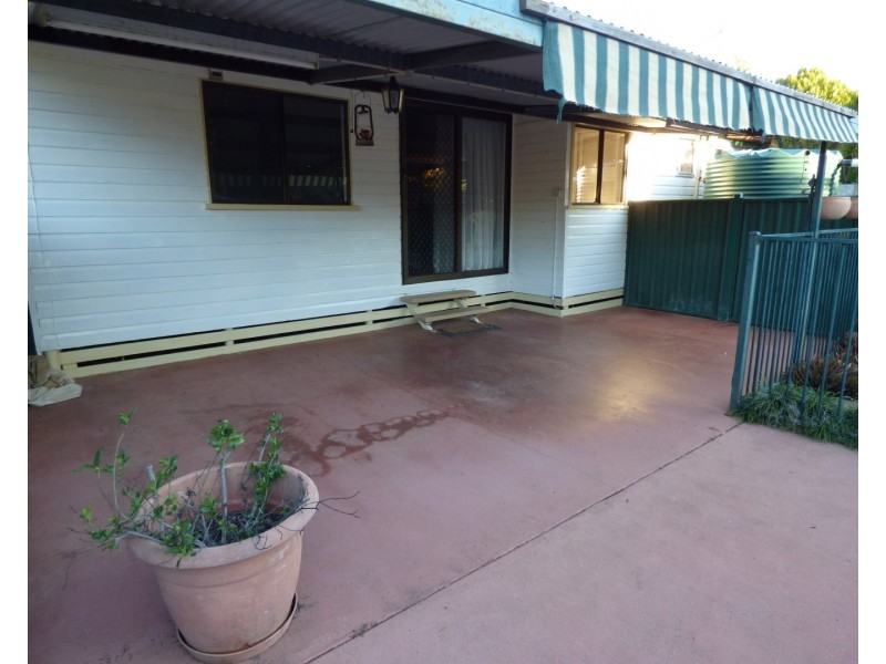 129 Victoria Street, St George QLD 4487