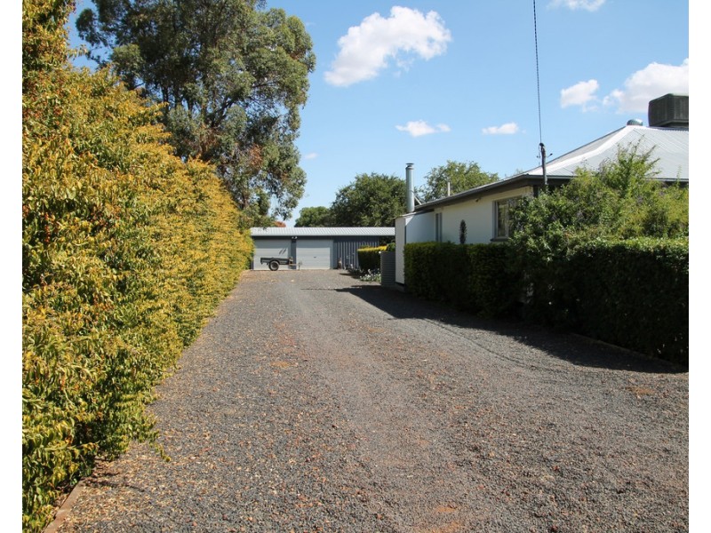 64 Scott Street, St George QLD 4487