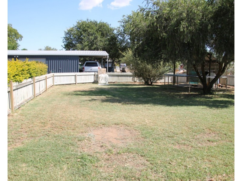 64 Scott Street, St George QLD 4487