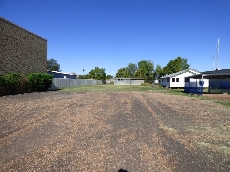 92 Victoria Street, St George QLD 4487