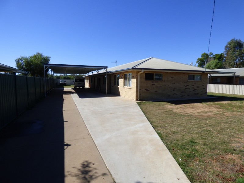 67 CHURCH STREET, St George QLD 4487