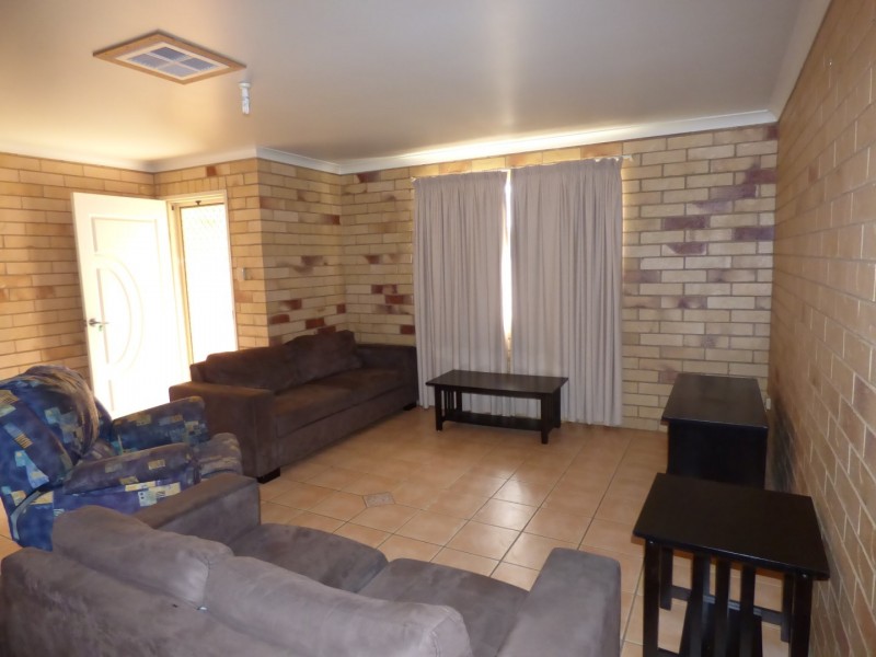 67 CHURCH STREET, St George QLD 4487