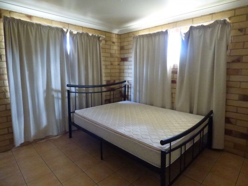 67 CHURCH STREET, St George QLD 4487