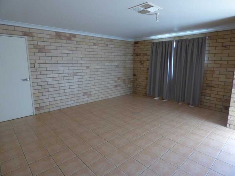 67 CHURCH STREET, St George QLD 4487
