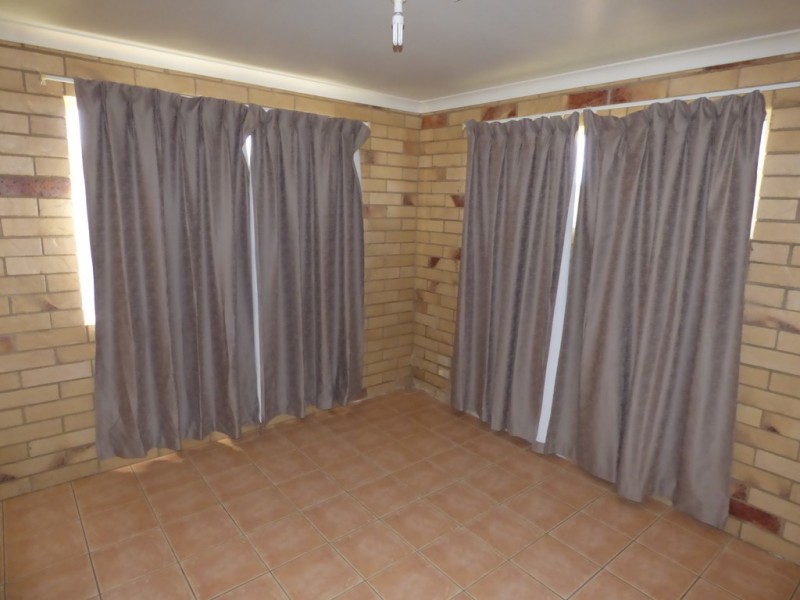 67 CHURCH STREET, St George QLD 4487
