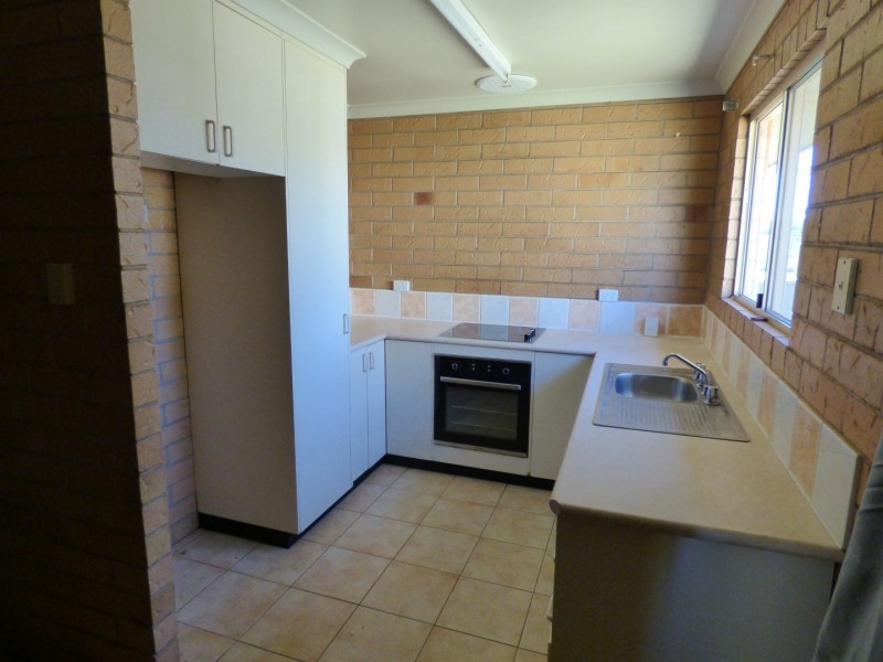 69 CHURCH STREET, St George QLD 4487