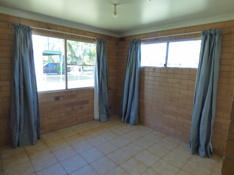 69 CHURCH STREET, St George QLD 4487