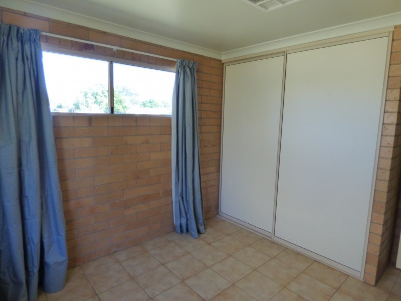 69 CHURCH STREET, St George QLD 4487