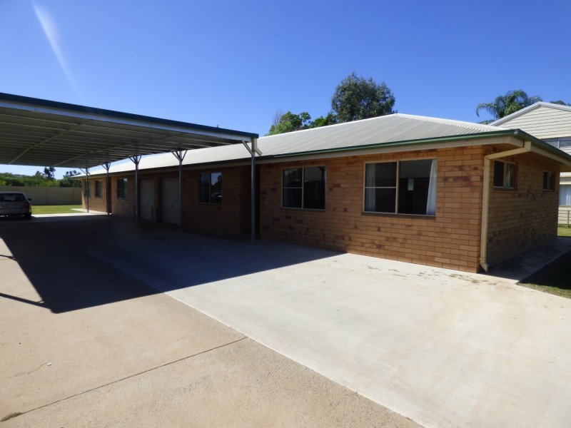 69 CHURCH STREET, St George QLD 4487