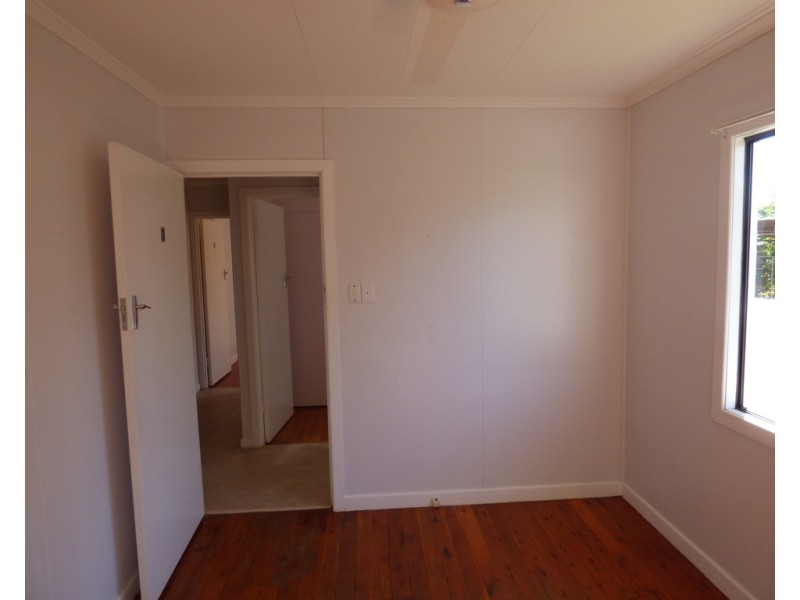 19 BALONNE STREET, St George QLD 4487