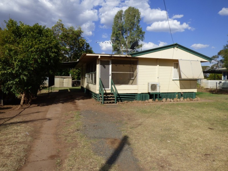 49 Church Street, St George QLD 4487