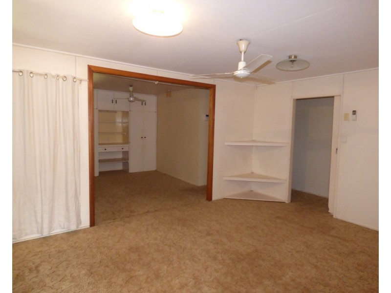 38 Munro Street, St George QLD 4487