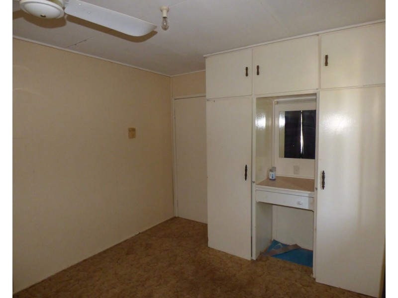 38 Munro Street, St George QLD 4487