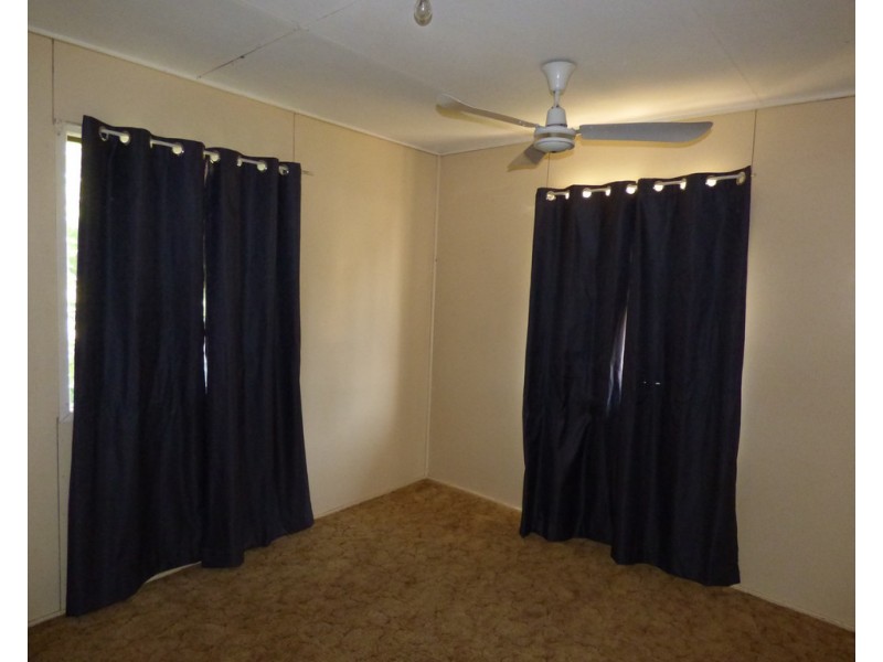 38 Munro Street, St George QLD 4487