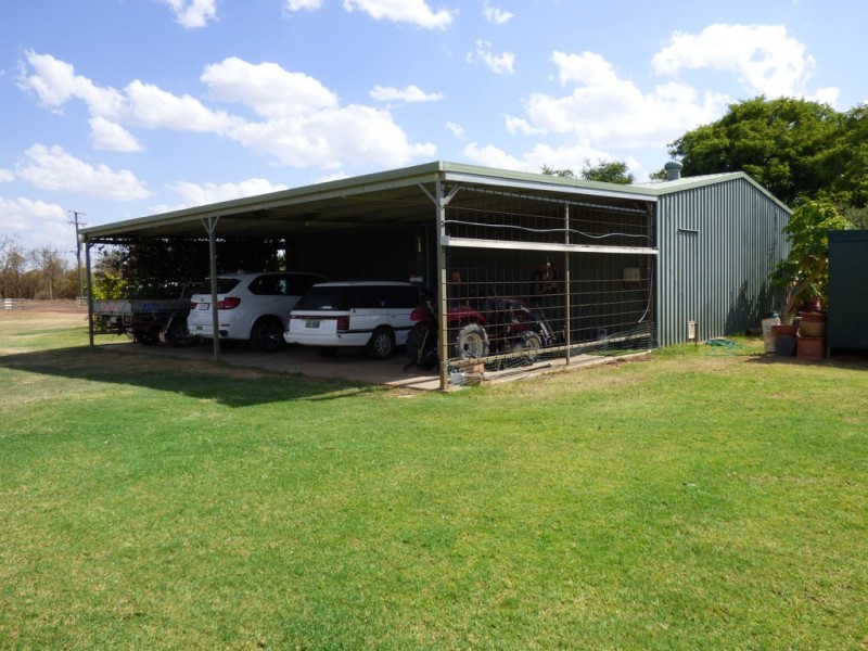 12585 CARNARVON HIGHWAY, St George QLD 4487