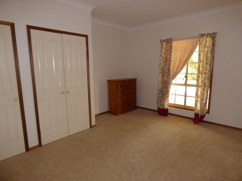 22 Johnston Road, St George QLD 4487