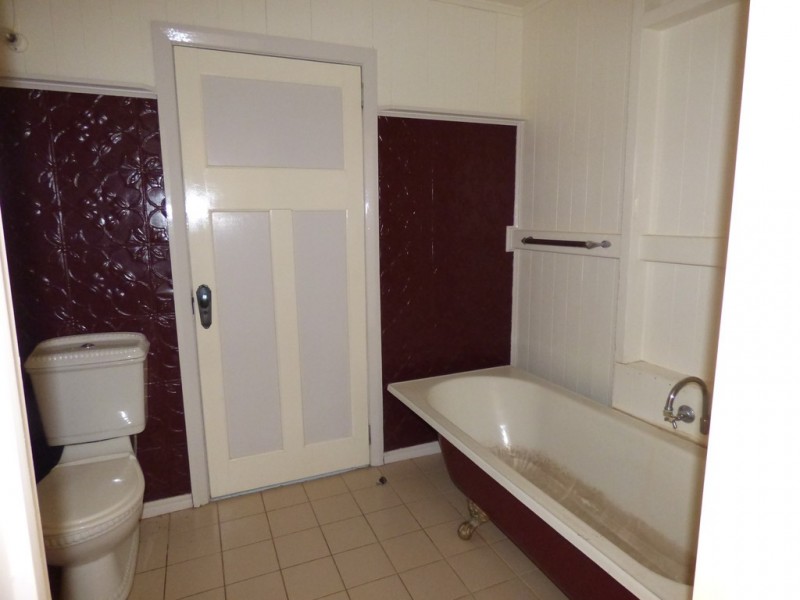 72-74 Albert Street, St George QLD 4487